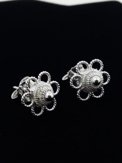 Silver Filigree Earrings - Image 4